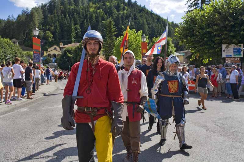 Corteggi e Palio della Campana